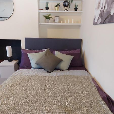 Large 4 Bedrooms Golders Green Λονδίνο Εξωτερικό φωτογραφία