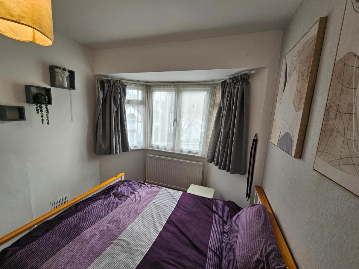 Large 4 Bedrooms Golders Green Λονδίνο Εξωτερικό φωτογραφία